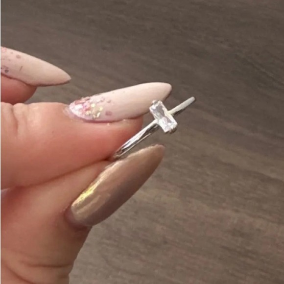 Sterling Silver Rectangular Cubic Zircon Ring Minimalist, Dainty Diamond Size 7 - Picture 10 of 11